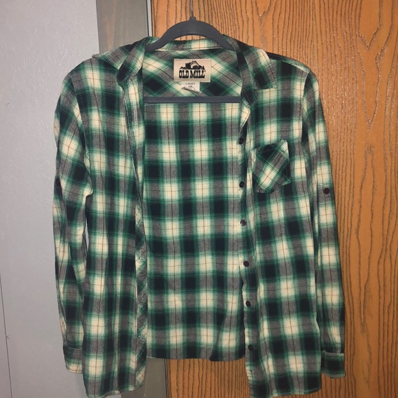 Medium flannel - Picture 1 of 2